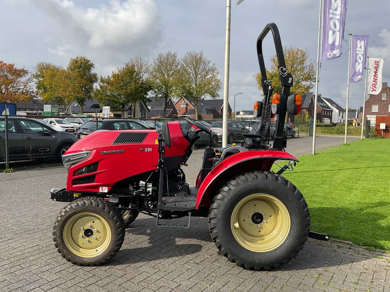 Yanmar YT235 - Micro tracteur: photos 2 Yanmar YT235 - Micro tracteur: photos 2