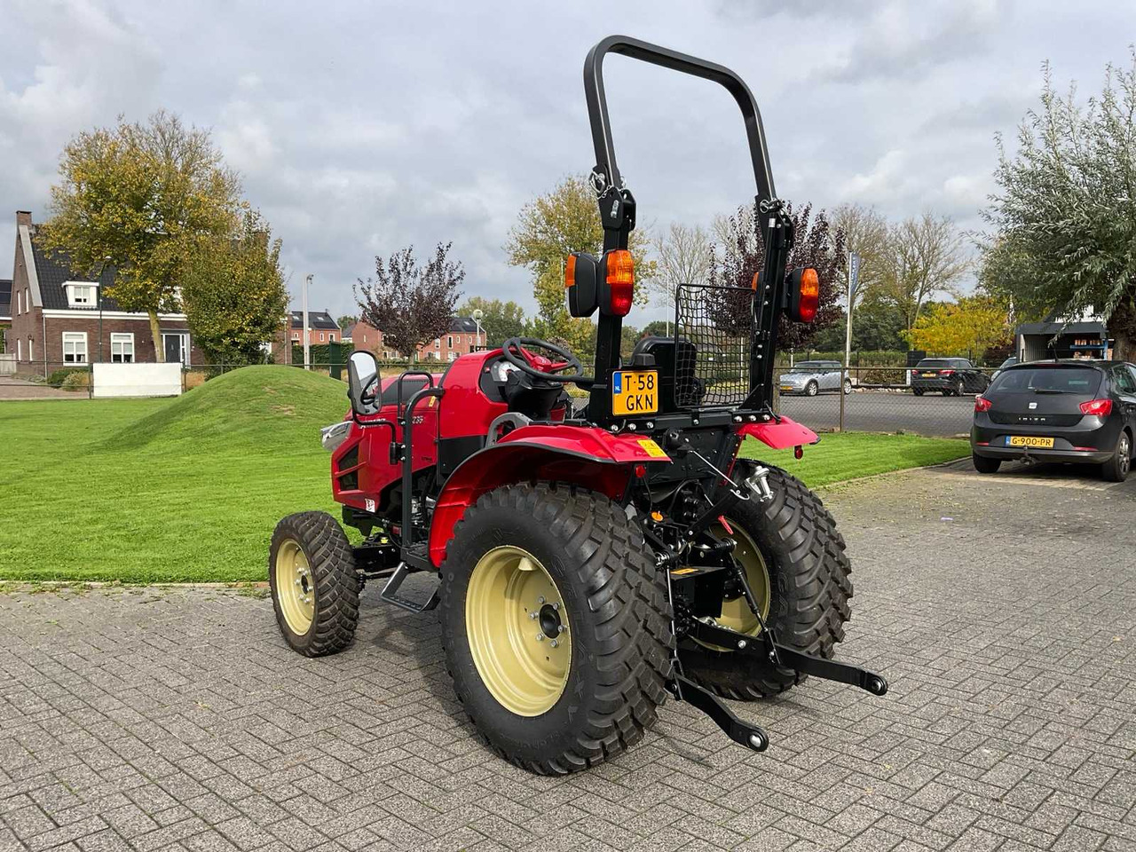Yanmar YT235 - Micro tracteur: photos 3 Yanmar YT235 - Micro tracteur: photos 3