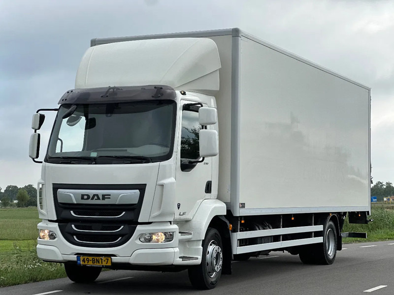 DAF LF 210 LF210.14 EURO6. 2019. 720x248x255 - Camion fourgon: photos 1 DAF LF 210 LF210.14 EURO6. 2019. 720x248x255 - Camion fourgon: photos 1