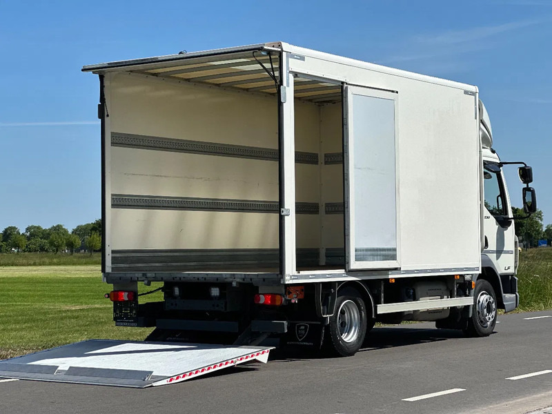 DAF LF 230 LF230.12 EURO6. 61797km!! 440x244x228 Bakwagen met Laadklep. - Camion fourgon: photos 4 DAF LF 230 LF230.12 EURO6. 61797km!! 440x244x228 Bakwagen met Laadklep. - Camion fourgon: photos 4