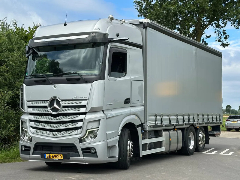 Mercedes-Benz Actros ACTROS 2545LL EURO6. 2021. Schuifzeil Bakwagen met Laadklep. - Camion à rideaux coulissants: photos 1 Mercedes-Benz Actros ACTROS 2545LL EURO6. 2021. Schuifzeil Bakwagen met Laadklep. - Camion à rideaux coulissants: photos 1