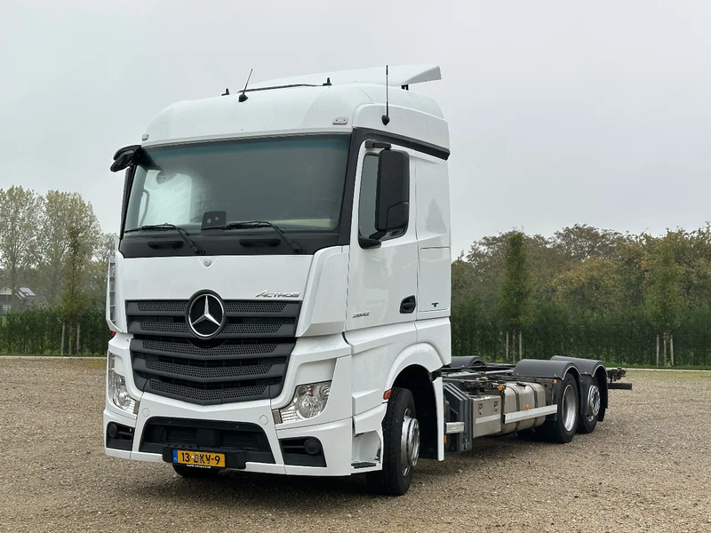 Mercedes-Benz Actros ACTROS 2642 LL EURO6. 2018. BDF. Chassic cabine. - Châssis cabine: photos 1 Mercedes-Benz Actros ACTROS 2642 LL EURO6. 2018. BDF. Chassic cabine. - Châssis cabine: photos 1