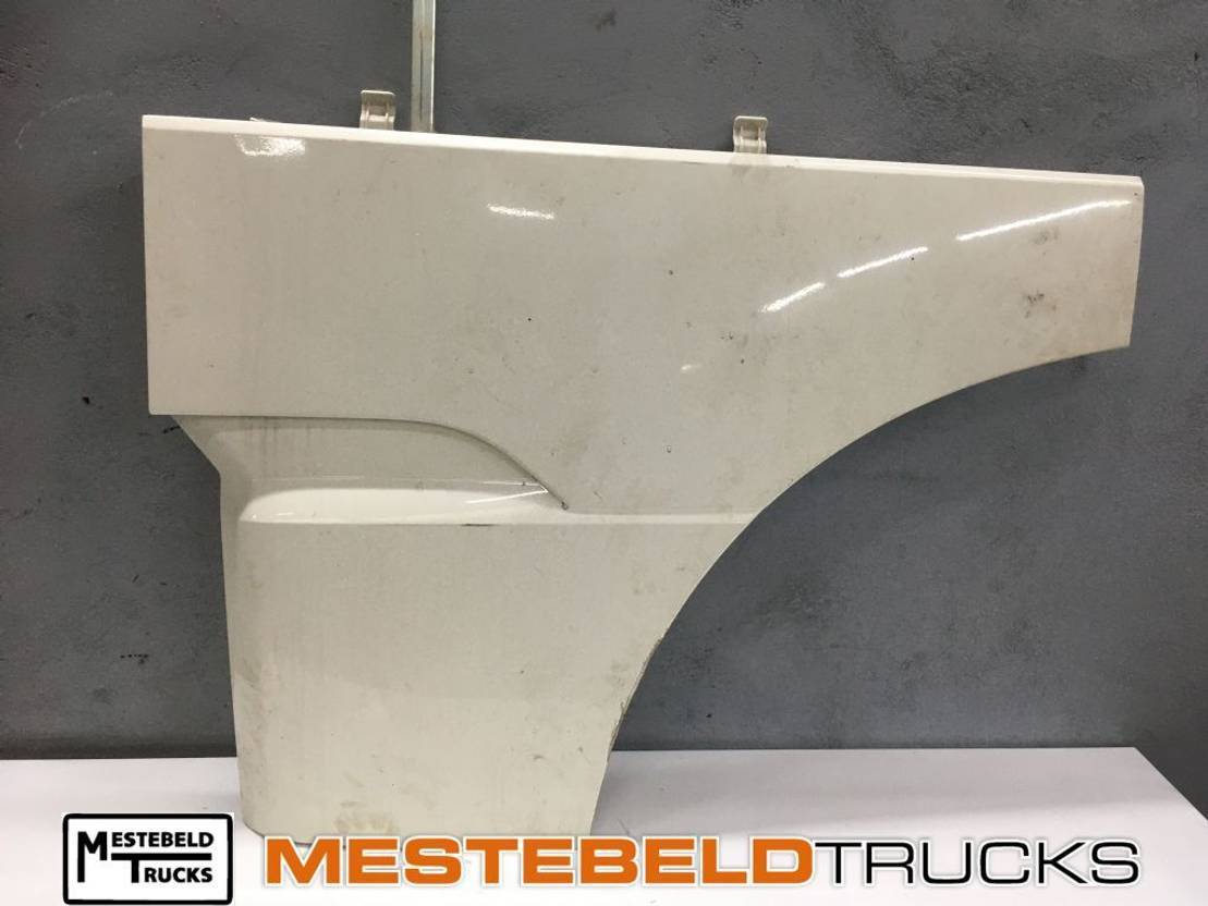 DAF Deurverlengstuk XF 106 links - Cabine et intérieur pour Camion: photos 1 DAF Deurverlengstuk XF 106 links - Cabine et intérieur pour Camion: photos 1