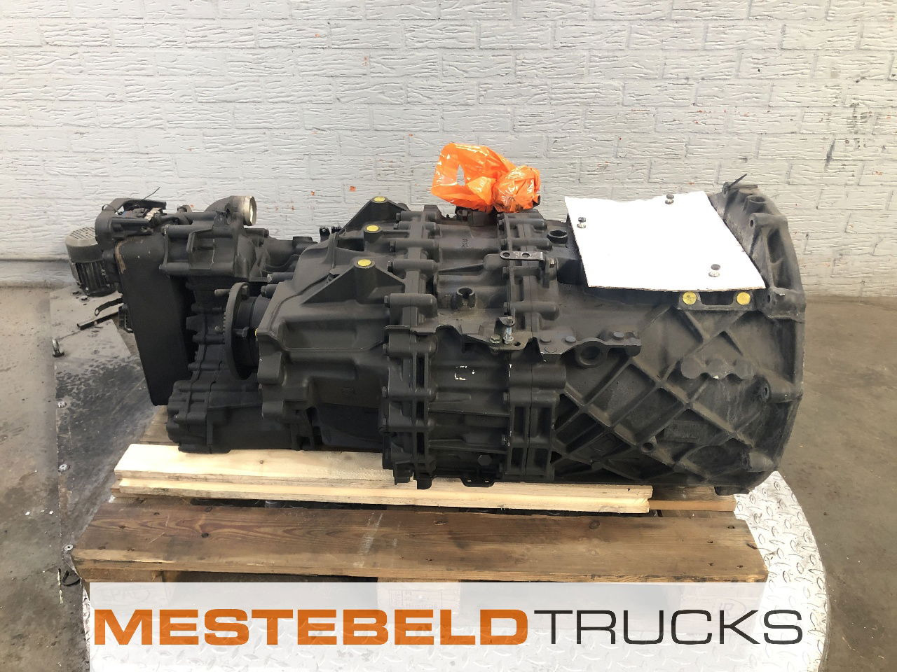 MAN Versnellingsbak 12 AS 2331 TD + IT 3 - Boîte de vitesse et pièces pour Camion: photos 1 MAN Versnellingsbak 12 AS 2331 TD + IT 3 - Boîte de vitesse et pièces pour Camion: photos 1
