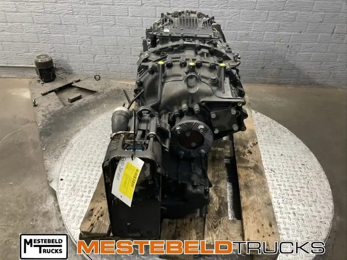 MAN Versnellingsbak 12AS2130TD - Boîte de vitesse et pièces pour Camion: photos 2 MAN Versnellingsbak 12AS2130TD - Boîte de vitesse et pièces pour Camion: photos 2