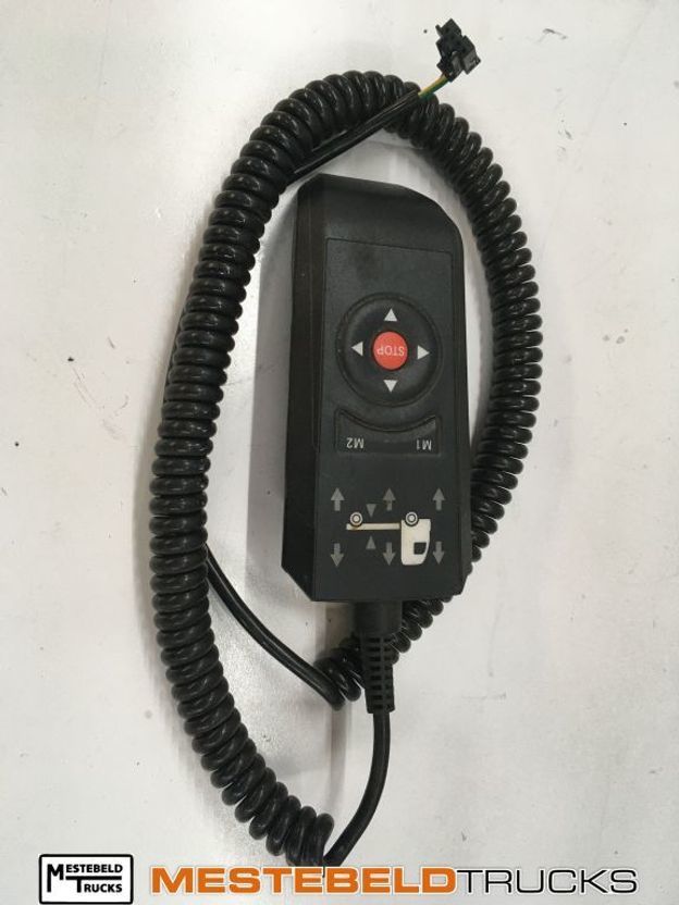 Mercedes-Benz Afstandsbediening luchtvering - Suspension pneumatique pour Camion: photos 1 Mercedes-Benz Afstandsbediening luchtvering - Suspension pneumatique pour Camion: photos 1