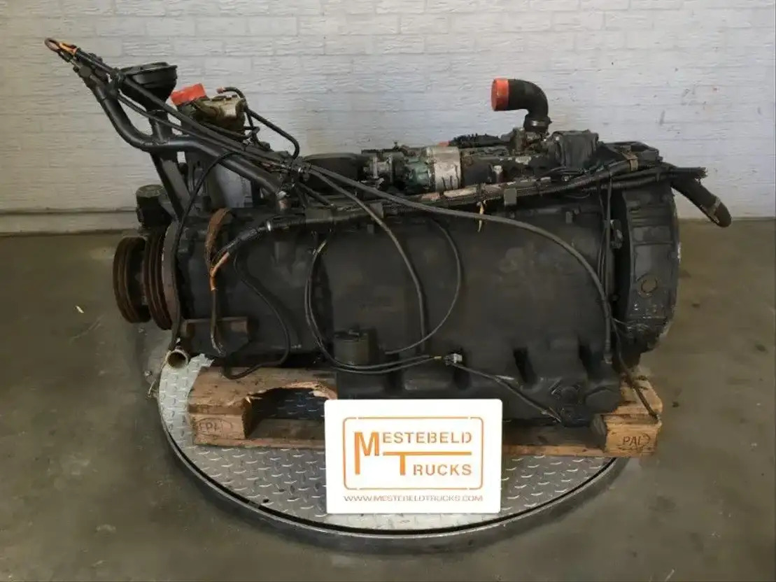 Mercedes-Benz Motor OM 447 HLA III/4 - Moteur pour Camion: photos 3 Mercedes-Benz Motor OM 447 HLA III/4 - Moteur pour Camion: photos 3