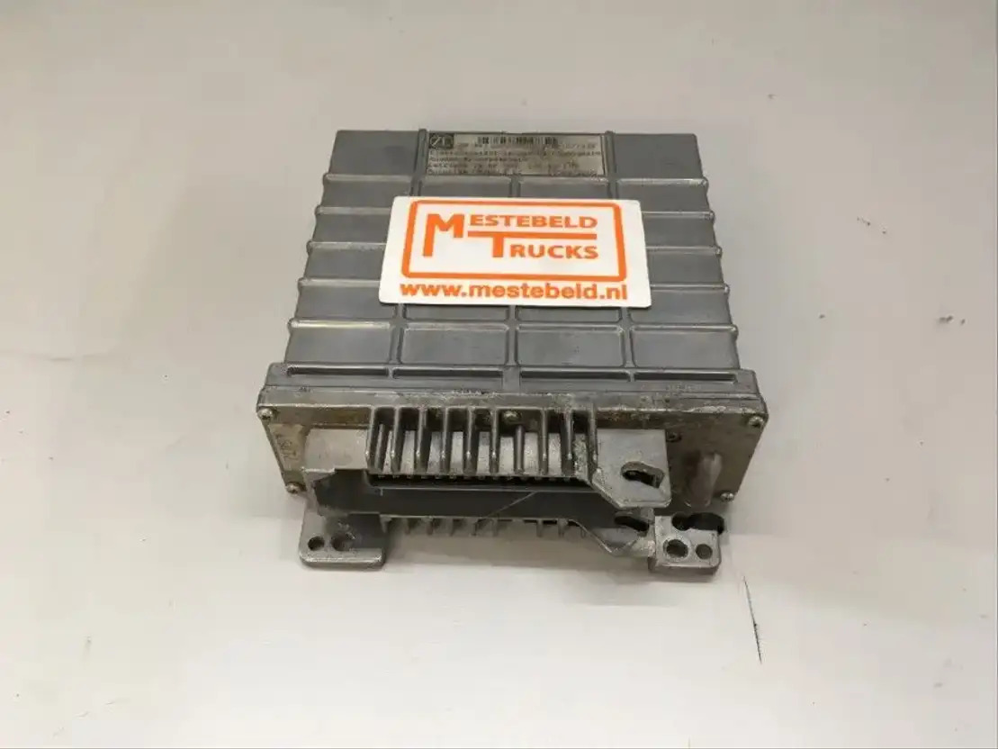 Mercedes-Benz Stuurkast automaatbak 4HP500 - Système électrique pour Camion: photos 1 Mercedes-Benz Stuurkast automaatbak 4HP500 - Système électrique pour Camion: photos 1