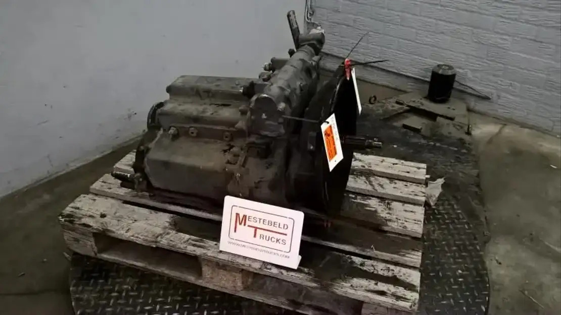 Mercedes-Benz Versnellingsbak G4/95-6/9.0 - Boîte de vitesse et pièces pour Camion: photos 1 Mercedes-Benz Versnellingsbak G4/95-6/9.0 - Boîte de vitesse et pièces pour Camion: photos 1