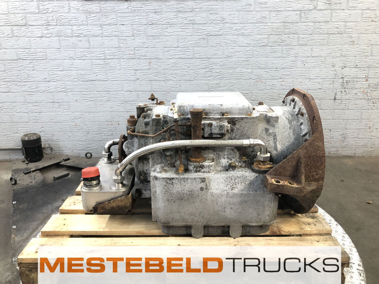 Mercedes-Benz Versnellingsbak Voith 864.3E  - Boîte de vitesse et pièces pour Camion: photos 1 Mercedes-Benz Versnellingsbak Voith 864.3E  - Boîte de vitesse et pièces pour Camion: photos 1
