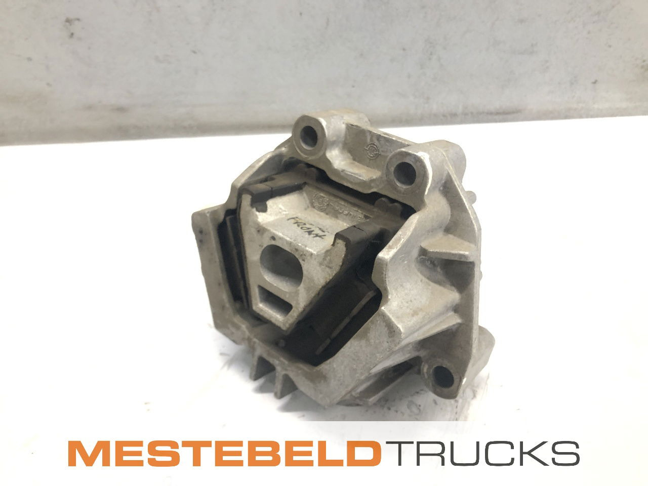 Renault Motorsteun Midlum - Frame/ Châssis pour Camion: photos 1 Renault Motorsteun Midlum - Frame/ Châssis pour Camion: photos 1