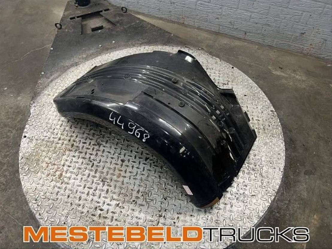 Scania Spatbord vooras linksvoor / rechtsachter - Frame/ Châssis pour Camion: photos 1 Scania Spatbord vooras linksvoor / rechtsachter - Frame/ Châssis pour Camion: photos 1