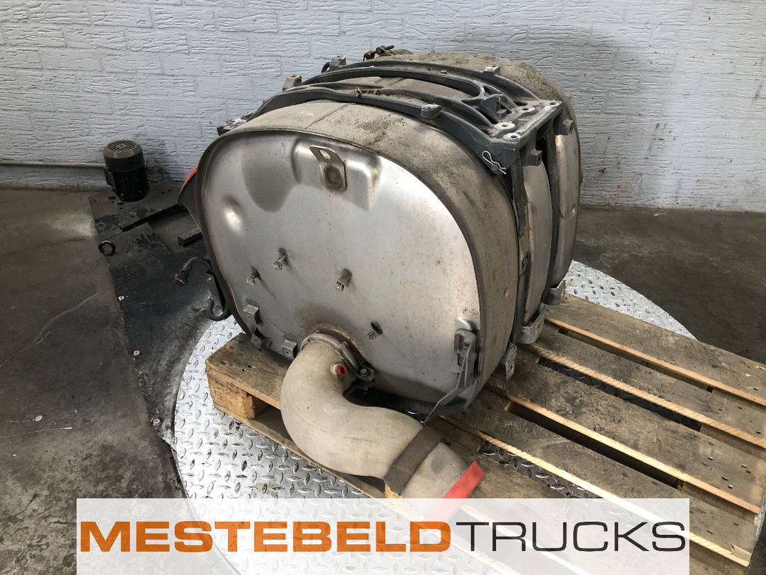 Volvo Katalysator - Système d'échappement pour Camion: photos 2 Volvo Katalysator - Système d'échappement pour Camion: photos 2