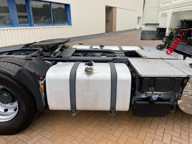 DAF XF 105.410 Euro 5 Automatic Retarder - Tracteur routier: photos 3 DAF XF 105.410 Euro 5 Automatic Retarder - Tracteur routier: photos 3