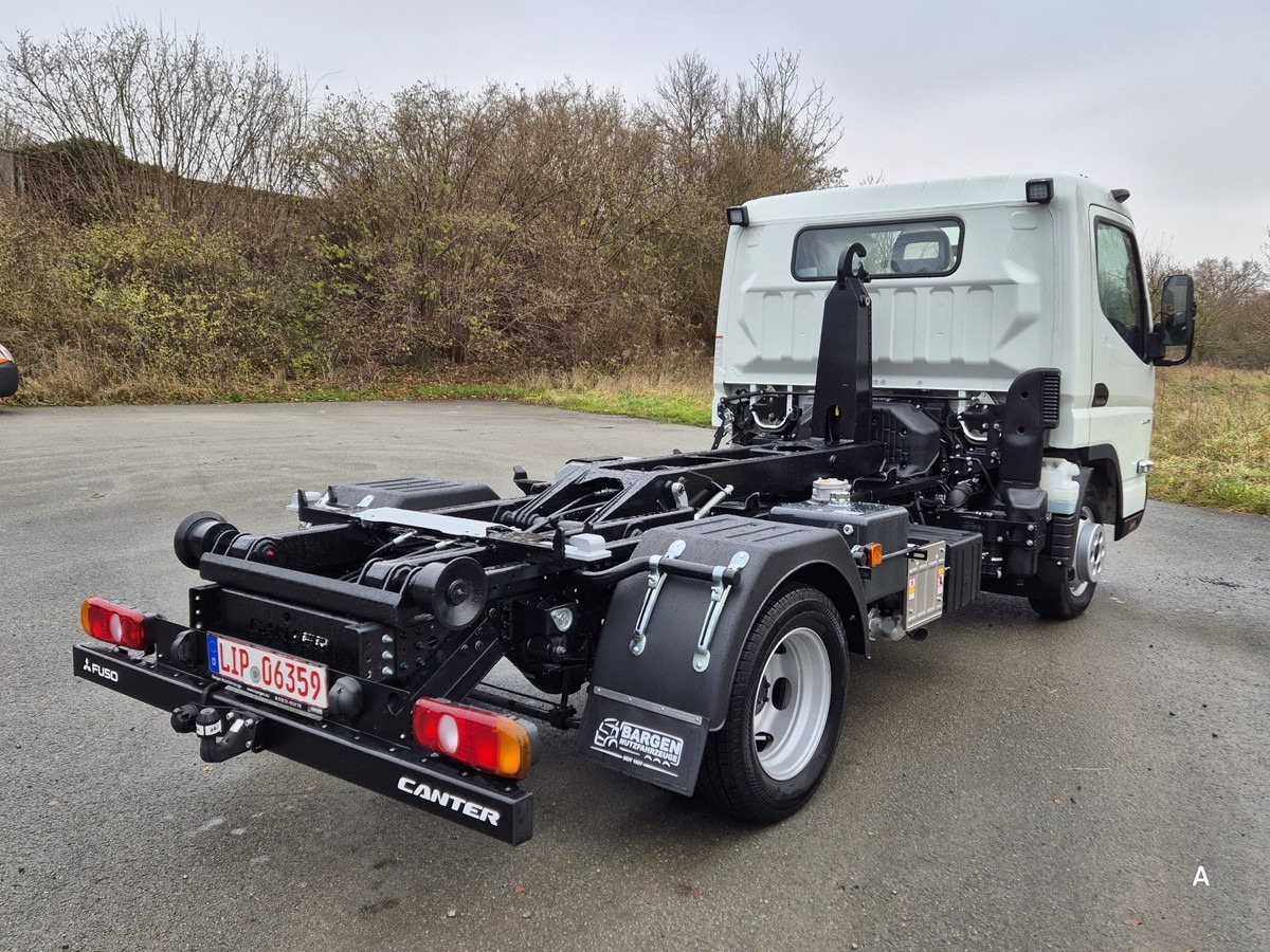 FUSO 3C15 Duonic Aut.City Abrollkipper AHK 3.5T - Camion ampliroll: photos 5 FUSO 3C15 Duonic Aut.City Abrollkipper AHK 3.5T - Camion ampliroll: photos 5