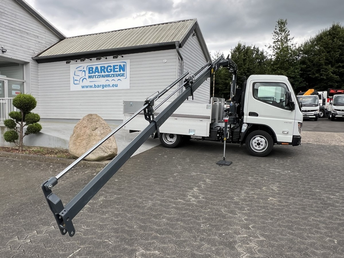 FUSO 3S15 Alu Pritsche 2.80m Ladekran - Utilitaire plateau: photos 2 FUSO 3S15 Alu Pritsche 2.80m Ladekran - Utilitaire plateau: photos 2