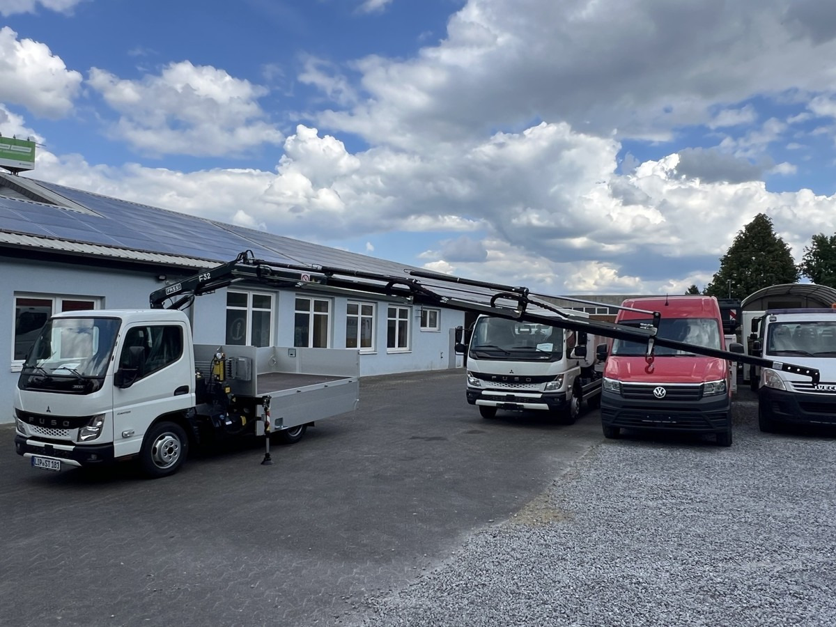 FUSO 3S15 Alu Pritsche 2.80m Ladekran Bohrgerät - Utilitaire plateau: photos 5 FUSO 3S15 Alu Pritsche 2.80m Ladekran Bohrgerät - Utilitaire plateau: photos 5