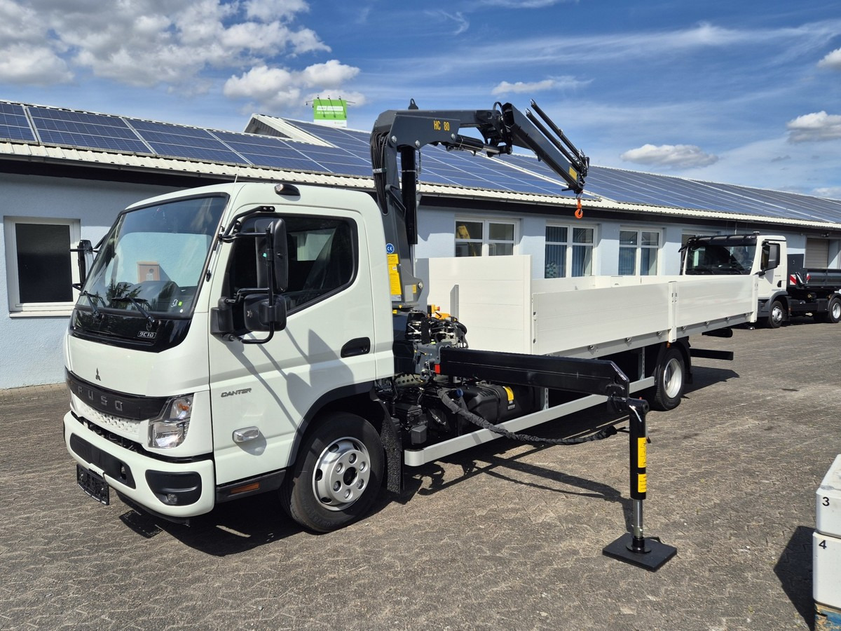 FUSO FUSO 9C18 Canter Alu Pritsche 5.5m Kran 3x hydr. - Utilitaire plateau: photos 4 FUSO FUSO 9C18 Canter Alu Pritsche 5.5m Kran 3x hydr. - Utilitaire plateau: photos 4