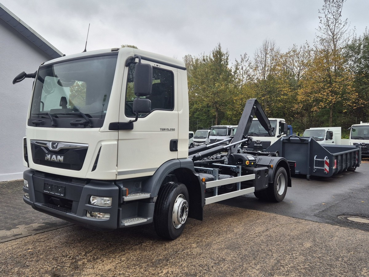 MAN TGM 15.290 BL Aut. Abrollkipper AHK - Camion ampliroll: photos 4 MAN TGM 15.290 BL Aut. Abrollkipper AHK - Camion ampliroll: photos 4