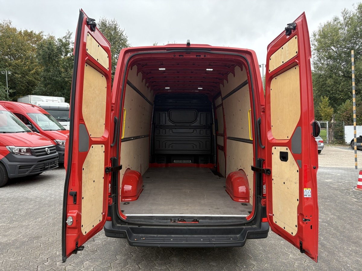 Fourgon utilitaire VW Crafter 35 Maxi L4H3 1Hand PDC: photos 10