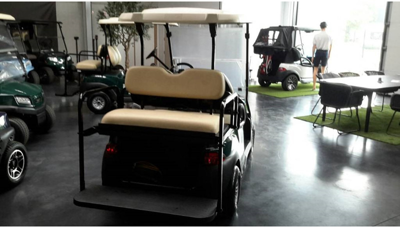 Club Car tempo 2+2 new battery pack - Voiturette de golf: photos 4 Club Car tempo 2+2 new battery pack - Voiturette de golf: photos 4