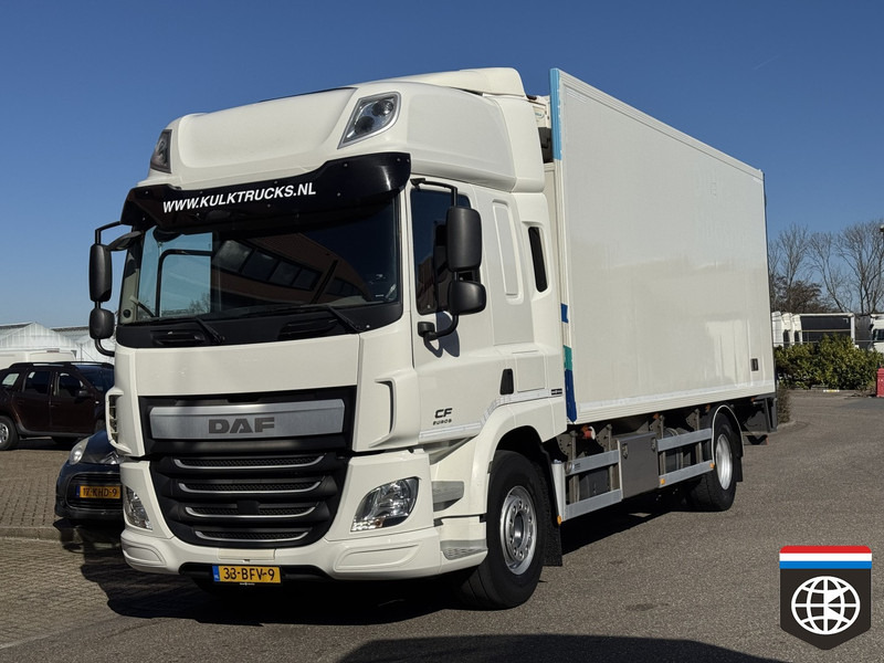 DAF CF 330 FA Space Cab / deepfreezer -30oC / TAILLIFT / - Camion frigorifique: photos 2 DAF CF 330 FA Space Cab / deepfreezer -30oC / TAILLIFT / - Camion frigorifique: photos 2