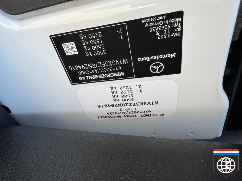 Mercedes-Benz Sprinter Laadbak verwarming - IDEAAL VOOR TRANSPORT VAN BLOEMEN IN DOZEN en/ of KRATTEN - Fourgon grand volume: photos 2 Mercedes-Benz Sprinter Laadbak verwarming - IDEAAL VOOR TRANSPORT VAN BLOEMEN IN DOZEN en/ of KRATTEN - Fourgon grand volume: photos 2