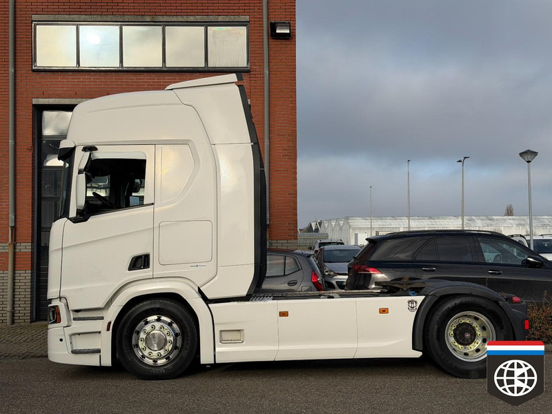 Scania R450 RETARDER - NIGHT A/C - STREAMLINE - GOOD TYRES - Tracteur routier: photos 3 Scania R450 RETARDER - NIGHT A/C - STREAMLINE - GOOD TYRES - Tracteur routier: photos 3