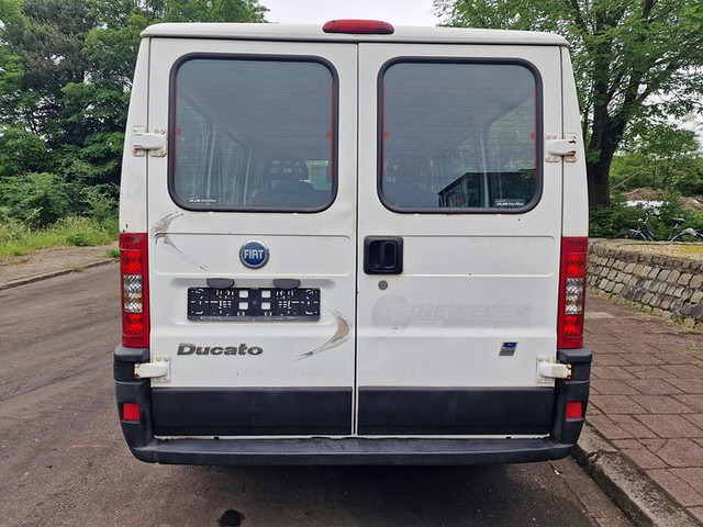 Fiat Ducato 2.0 JTD - Fourgon utilitaire: photos 5 Fiat Ducato 2.0 JTD - Fourgon utilitaire: photos 5