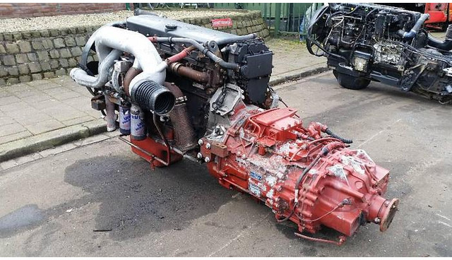 Iveco CURSOR F3AE0681D - Pièces de rechange: photos 3 Iveco CURSOR F3AE0681D - Pièces de rechange: photos 3