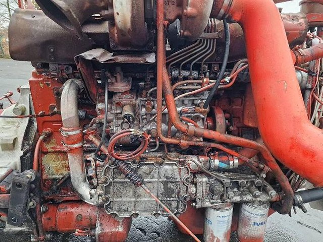 Iveco Turbostar 190-360 - Pièces de rechange: photos 5 Iveco Turbostar 190-360 - Pièces de rechange: photos 5