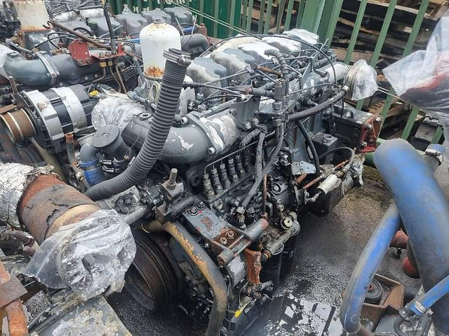 Pièces de rechange Renault Premium 400: photos 11 Pièces de rechange Renault Premium 400: photos 11