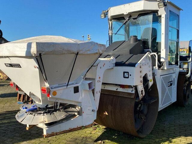 Caterpillar CD54B, Streuer, Kantenschneider, Tandemwalzenzug - Compacteur: photos 5 Caterpillar CD54B, Streuer, Kantenschneider, Tandemwalzenzug - Compacteur: photos 5