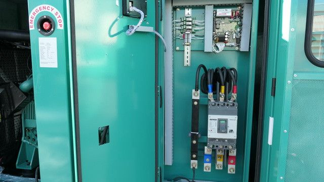 Cummins 250 kVA,Stromgenerator,Sofort verfügbar - Groupe électrogène: photos 3 Cummins 250 kVA,Stromgenerator,Sofort verfügbar - Groupe électrogène: photos 3