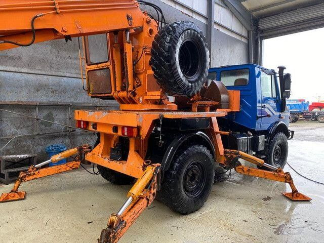 Unimog U 1450 4x4, Kran, Seilwinde - Engins de chantier: photos 2 Unimog U 1450 4x4, Kran, Seilwinde - Engins de chantier: photos 2