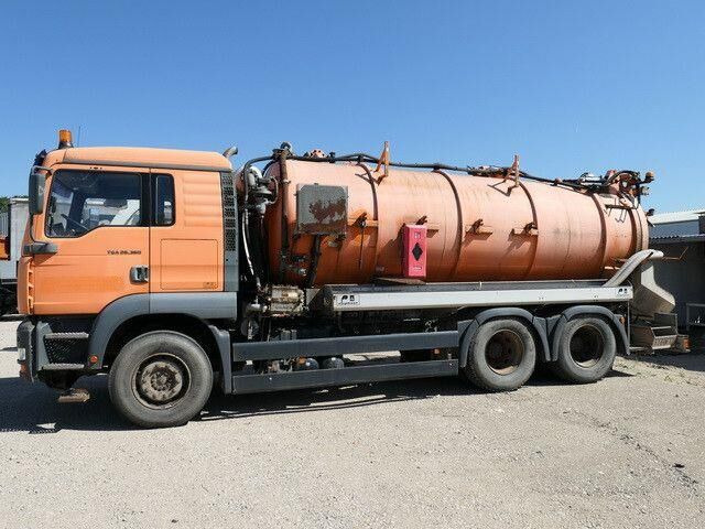 MAN 26.360 FDLC 6x4, Saug- u. Spülaufbau, 14m³ - Camion vidangeur: photos 2 MAN 26.360 FDLC 6x4, Saug- u. Spülaufbau, 14m³ - Camion vidangeur: photos 2
