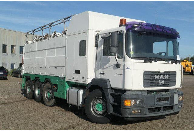 MAN 35.464 FVNLC 8x2, Müller-Fatmaster, Saugaufbau - Camion vidangeur: photos 4 MAN 35.464 FVNLC 8x2, Müller-Fatmaster, Saugaufbau - Camion vidangeur: photos 4