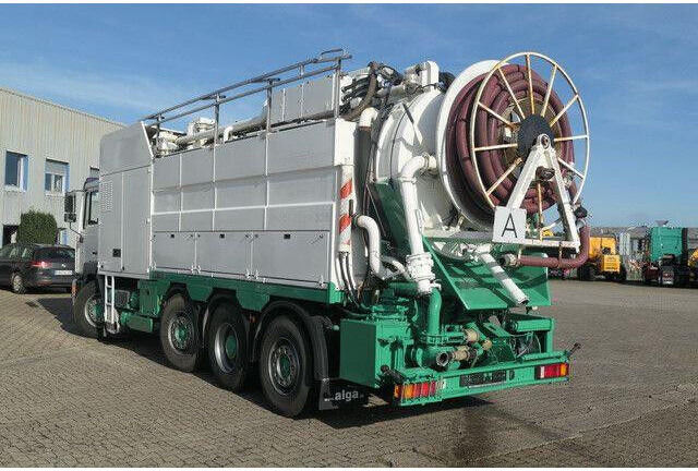 MAN 35.464 FVNLC 8x2, Müller-Fatmaster, Saugaufbau - Camion vidangeur: photos 3 MAN 35.464 FVNLC 8x2, Müller-Fatmaster, Saugaufbau - Camion vidangeur: photos 3