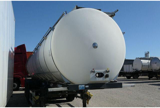 Menci SA 105, Isoliert, Tank aus 2016, 32m³, 4 Kammern - Semi-remorque citerne: photos 2 Menci SA 105, Isoliert, Tank aus 2016, 32m³, 4 Kammern - Semi-remorque citerne: photos 2