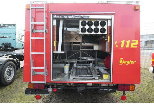Mercedes-Benz 814 F 4x2, Pumpe, DOKA, Feuerwehr, 26tkm - Camion de pompier: photos 5 Mercedes-Benz 814 F 4x2, Pumpe, DOKA, Feuerwehr, 26tkm - Camion de pompier: photos 5