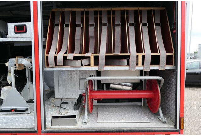 Mercedes-Benz 814 F/Feuerwehr/Pumpe/9 Sitze — crédit-bail Mercedes-Benz 814 F/Feuerwehr/Pumpe/9 Sitze: photos 6