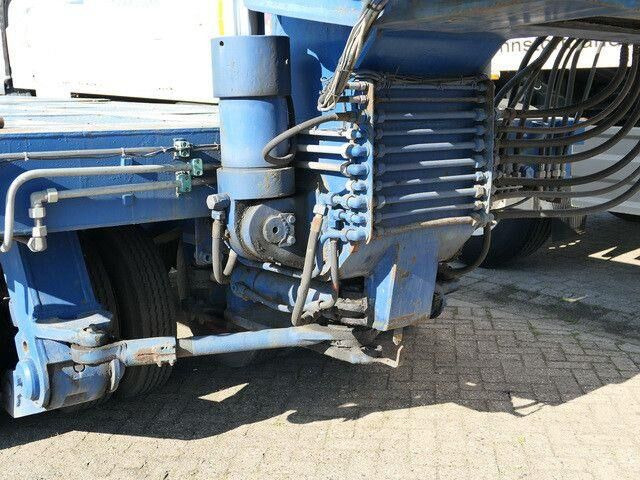 SCHEUERLE STF6KV-603-41A, Bis zu 147to. NL, TOP-Zustand - Semi-remorque surbaissé: photos 4 SCHEUERLE STF6KV-603-41A, Bis zu 147to. NL, TOP-Zustand - Semi-remorque surbaissé: photos 4