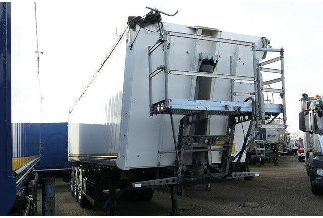 Schmitz Cargobull SKI 24 SL 9.6, Alu, 50m³, Okuslide, Alu-Felgen - Semi-remorque benne: photos 3 Schmitz Cargobull SKI 24 SL 9.6, Alu, 50m³, Okuslide, Alu-Felgen - Semi-remorque benne: photos 3