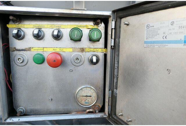 Tank Saug Truck XXL 18,Kanalreiniger,Pumpe,Alu-Felgen - Camion vidangeur: photos 5 Tank Saug Truck XXL 18,Kanalreiniger,Pumpe,Alu-Felgen - Camion vidangeur: photos 5