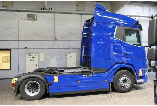 DAF XG+ 480 FT 4x2, 2x Tank, Standheizung, Klima - Tracteur routier: photos 2 DAF XG+ 480 FT 4x2, 2x Tank, Standheizung, Klima - Tracteur routier: photos 2
