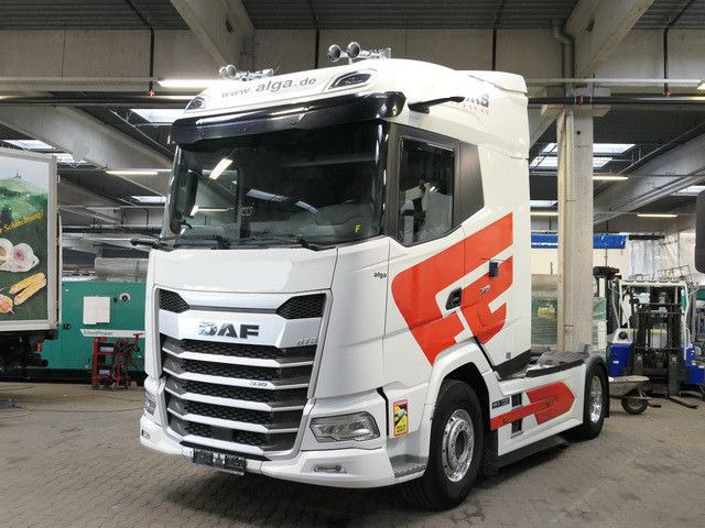 DAF XG 530 FT 4x2, Hydr., Klima, Alu-Felgen,Intarder - Tracteur routier: photos 2 DAF XG 530 FT 4x2, Hydr., Klima, Alu-Felgen,Intarder - Tracteur routier: photos 2
