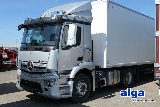 Mercedes-Benz 1836 LS Actros 4x2, ADR, Navi, Klima, 2.000km - Tracteur routier: photos 1 Mercedes-Benz 1836 LS Actros 4x2, ADR, Navi, Klima, 2.000km - Tracteur routier: photos 1