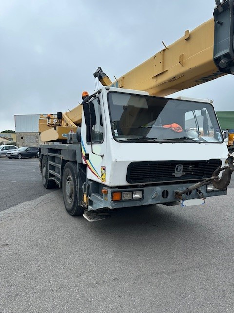 GROVE GMK 2035 - Grue mobile: photos 1 GROVE GMK 2035 - Grue mobile: photos 1