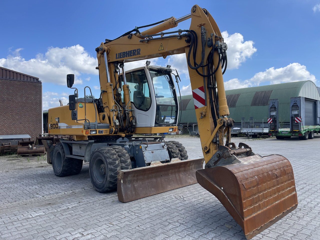 LIEBHERR A900C HD Litronic - Pelle sur pneus: photos 5 LIEBHERR A900C HD Litronic - Pelle sur pneus: photos 5
