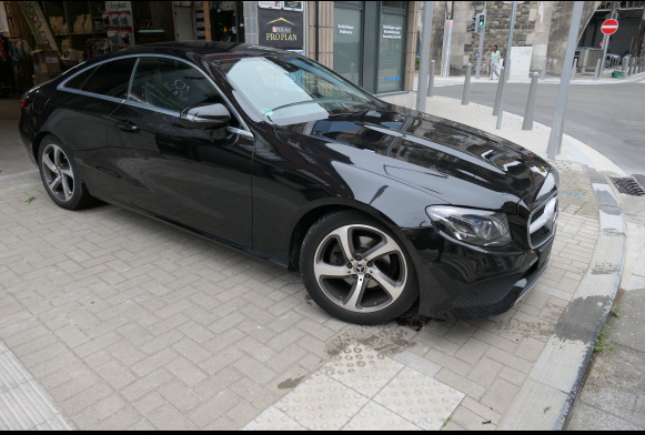 Voiture Mercedes-Benz Coupé (2018-113.807 km-VIN:WDD2383141F014560) - Autre matériel: photos 1 Voiture Mercedes-Benz Coupé (2018-113.807 km-VIN:WDD2383141F014560) - Autre matériel: photos 1